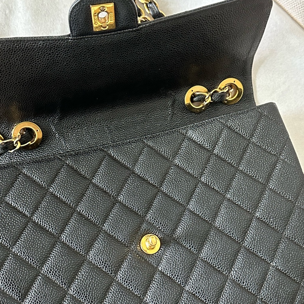 SOLD - CHANEL💫 Vintage Black Caviar Quilted Single Flap Bag Jumbo - Picture 7 of 13